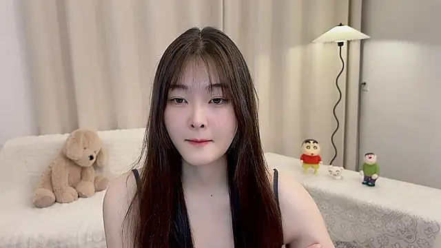 Snapshot of Cartier-176 chatting on 03/18/25, 01:44 Cartier-176 online show from 03/18/25, 01:44