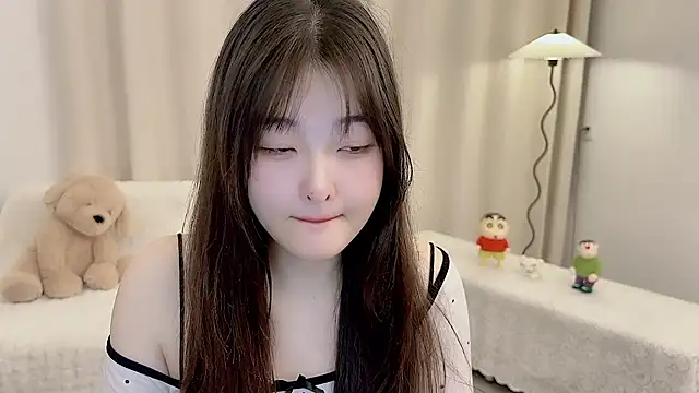 Snapshot of Cartier-176 chatting on 03/21/25, 01:45 Cartier-176 online show from 03/21/25, 01:45