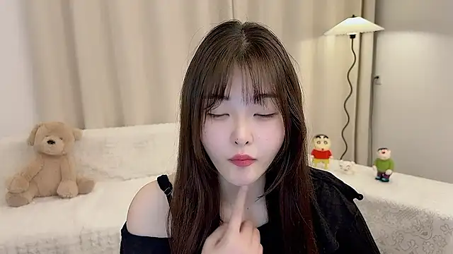 Snapshot of Cartier-176 chatting on 03/17/25, 02:12 Cartier-176 online show from 03/17/25, 02:12
