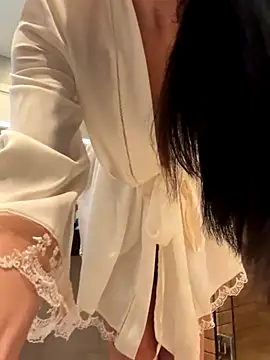 Vanessao1 online show from 11/07/25, 07:57