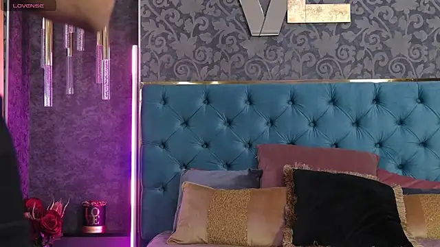 Vanessao1 online show from 05/04/26, 05:33