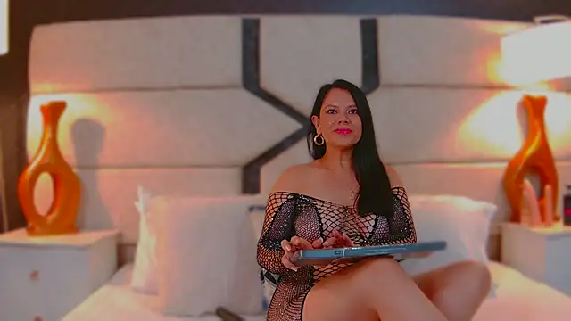 MonserratLane online show from 03/22/25, 08:04