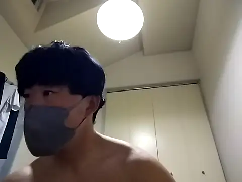 Snapshot of taaaaaa- chatting on 02/03/26, 11:48 taaaaaa- online show from 02/03/26, 11:48