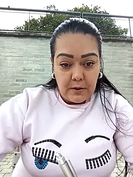 violeta delavega1 online show from 11/15/25, 07:18