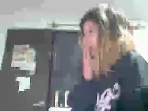 Snapshot of KratosAfroditacs chatting on 02/01/26, 11:14 KratosAfroditacs online show from 02/01/26, 11:14