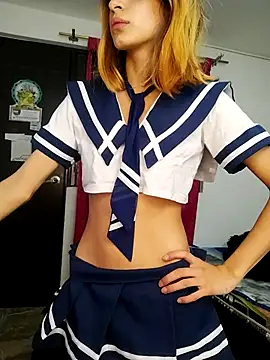 Snapshot of KratosAfroditacs chatting on 12/04/25, 05:12 KratosAfroditacs online show from 12/04/25, 05:12