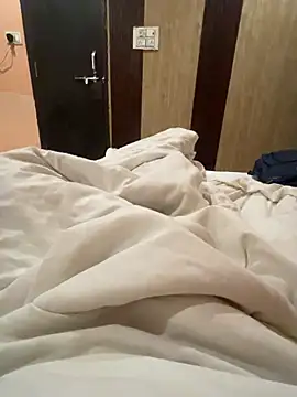 Randomrahulpillu online show from 02/17/26, 02:31