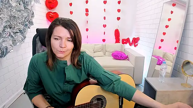 NicoleHitman online show from 03/10/25, 12:28