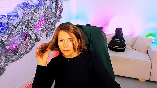 NicoleHitman online show from 09/09/25, 05:28