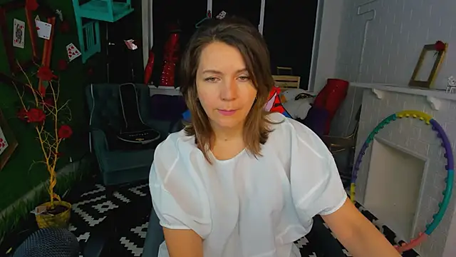 NicoleHitman online show from 03/05/25, 09:49