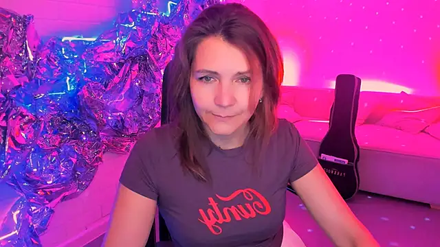 NicoleHitman online show from 12/03/25, 09:20