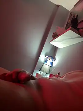 Snapshot of Fabian2710 chatting on 04/08/26, 03:02 Fabian2710 online show from 04/08/26, 03:02