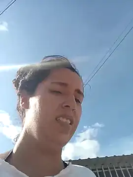 Snapshot of Jenny_gir25 chatting on 09/14/25, 01:11 Jenny gir25 online show from 09/14/25, 01:11