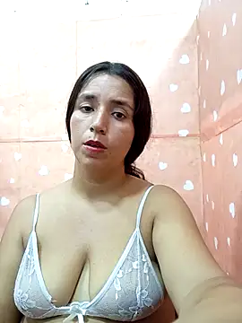 Snapshot of Jenny_gir25 chatting on 10/14/25, 02:50 Jenny gir25 online show from 10/14/25, 02:50