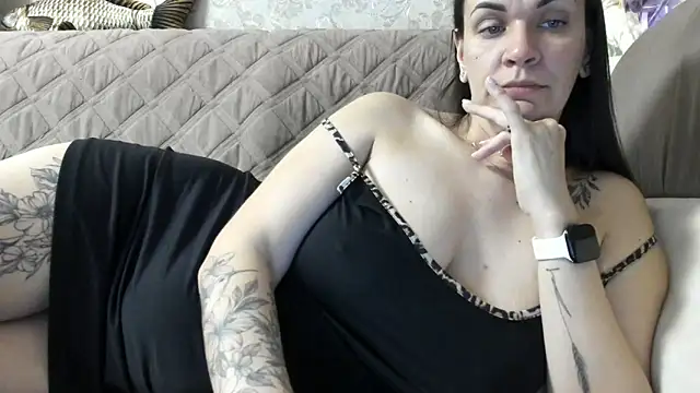 Miss Vici online show from 05/03/26, 07:39