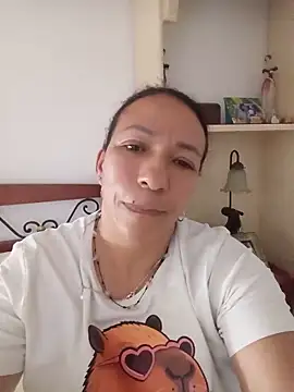 Snapshot of Antonela45 chatting on 06/07/26, 12:38 Antonela45 online show from 06/07/26, 12:38