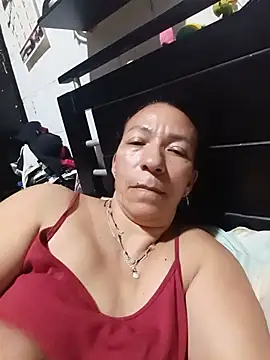Snapshot of Antonela45 chatting on 06/04/26, 12:26 Antonela45 online show from 06/04/26, 12:26