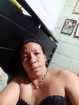 Snapshot of Antonela45 chatting on 06/19/26, 12:49 Antonela45 online show from 06/19/26, 12:49