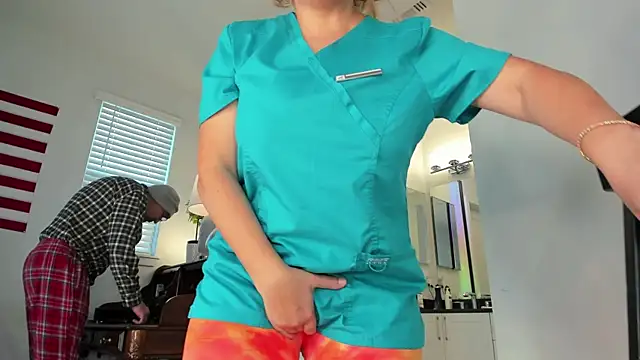 realtoxxxxmaria online show from 11/17/25, 06:56