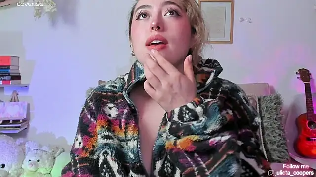 julieta cooper20 online show from 04/10/26, 03:46