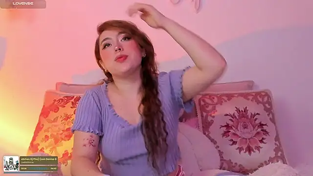 julieta cooper20 online show from 10/22/25, 03:28