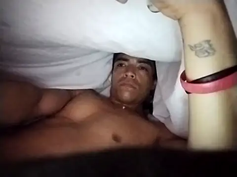 Flakito2490 online show from 04/07/26, 10:06