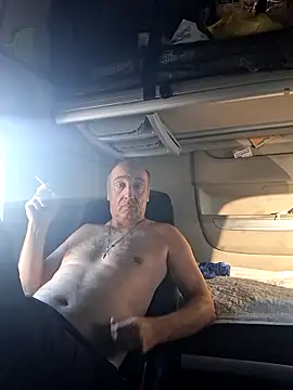 aleksis1313 online show from 10/11/25, 07:42