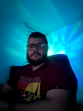 Snapshot of Edmund98 chatting on 03/18/25, 02:29 Edmund98 online show from 03/18/25, 02:29