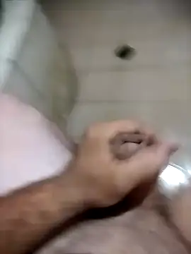 Snapshot of mivergom chatting on 03/06/25, 04:52 mivergom online show from 03/06/25, 04:52