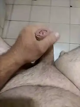 Snapshot of mivergom chatting on 01/10/26, 01:17 mivergom online show from 01/10/26, 01:17