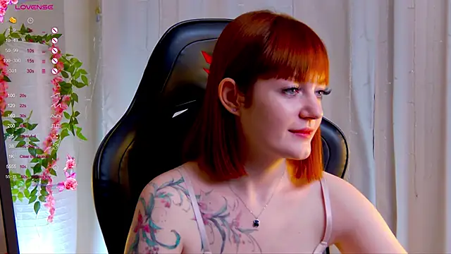 Ashley Nicks online show from 10/26/25, 02:34