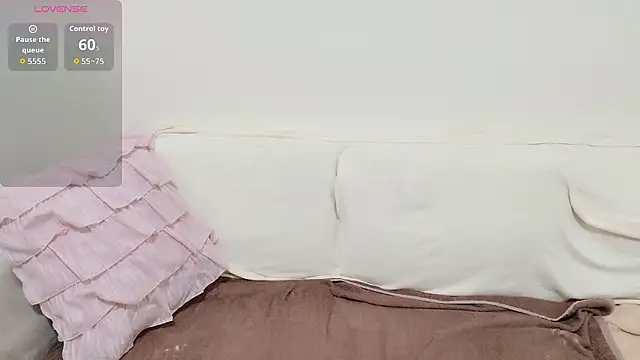 pppYukaqqq online show from 04/05/26, 12:01