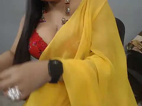 Snapshot of Surjeet_Kaur chatting on 03/06/25, 03:57 Surjeet Kaur online show from 03/06/25, 03:57