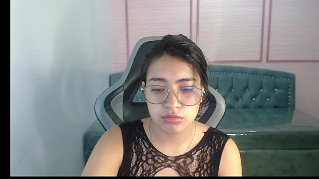 alexa romero t online show from 09/18/25, 01:03
