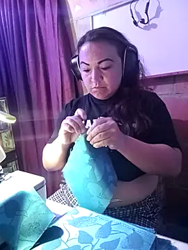 Snapshot of isis_milove chatting on 02/26/26, 02:06 isis milove online show from 02/26/26, 02:06