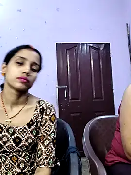 Snapshot of indiandesilive chatting on 03/03/25, 05:09 indiandesilive online show from 03/03/25, 05:09