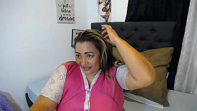 Snapshot of dihayara chatting on 06/19/26, 03:01 dihayara online show from 06/19/26, 03:01