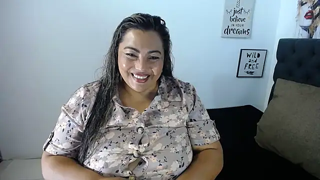 Snapshot of dihayara chatting on 06/25/26, 03:59 dihayara online show from 06/25/26, 03:59