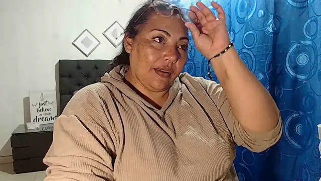 dihayara online show from 01/15/25, 04:04