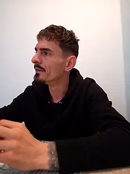 Snapshot of Anonim2026 chatting on 03/04/25, 07:51 Anonim2026 online show from 03/04/25, 07:51