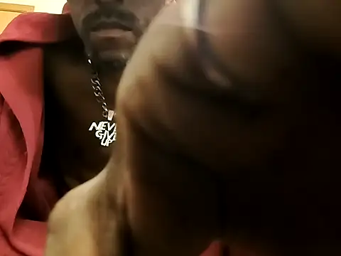 Snapshot of BadazzRXL chatting on 10/30/25, 06:12 BadazzRXL online show from 10/30/25, 06:12