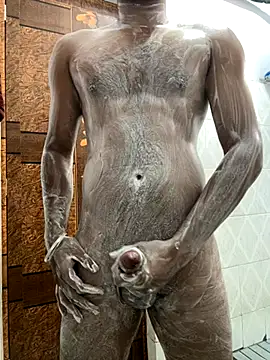 Snapshot of RightFielder chatting on 10/08/25, 05:09 RightFielder online show from 10/08/25, 05:09