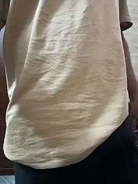 Snapshot of RightFielder chatting on 09/30/25, 03:29 RightFielder online show from 09/30/25, 03:29