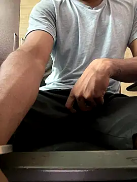 Snapshot of RightFielder chatting on 10/02/25, 02:53 RightFielder online show from 10/02/25, 02:53