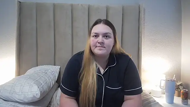 Neytjie online show from 05/23/26, 01:43