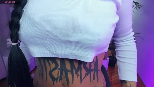 CharimgSabrina online show from 01/12/26, 06:09