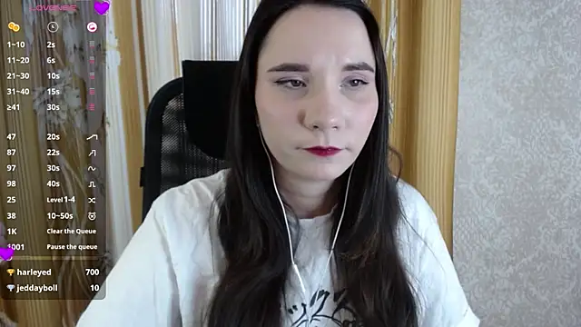 Snapshot of KateForLove chatting on 03/13/25, 01:29 KateForLove online show from 03/13/25, 01:29