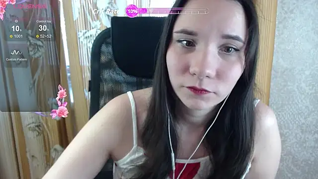 Snapshot of KateForLove chatting on 09/17/25, 10:06 KateForLove online show from 09/17/25, 10:06