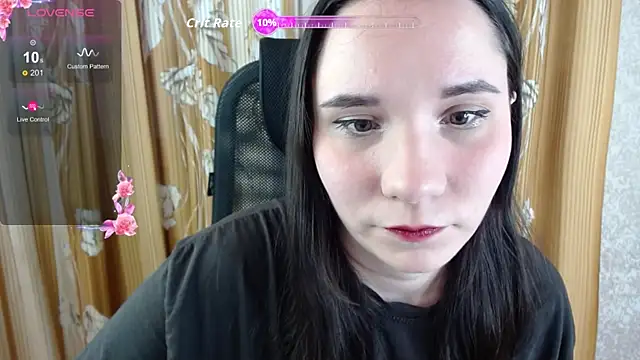 Snapshot of KateForLove chatting on 10/18/25, 01:02 KateForLove online show from 10/18/25, 01:02