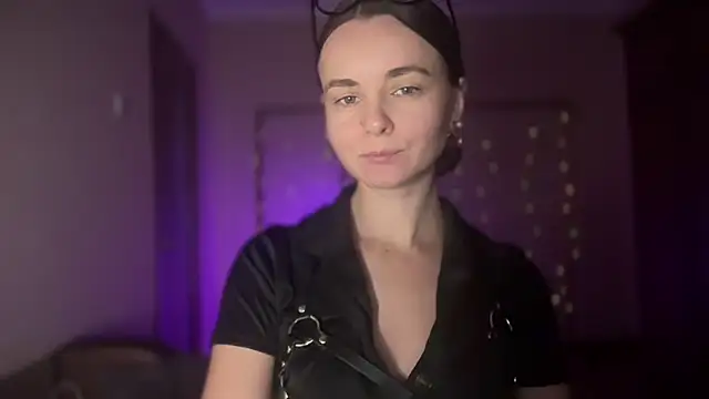 Snapshot of lanaloulou chatting on 09/14/25, 11:38 lanaloulou online show from 09/14/25, 11:38